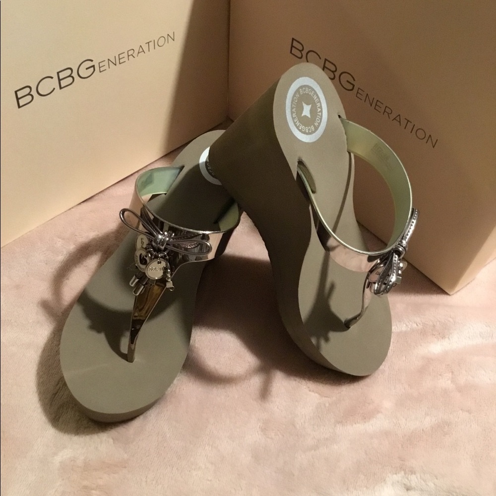 BCBG ENERATION Sandals